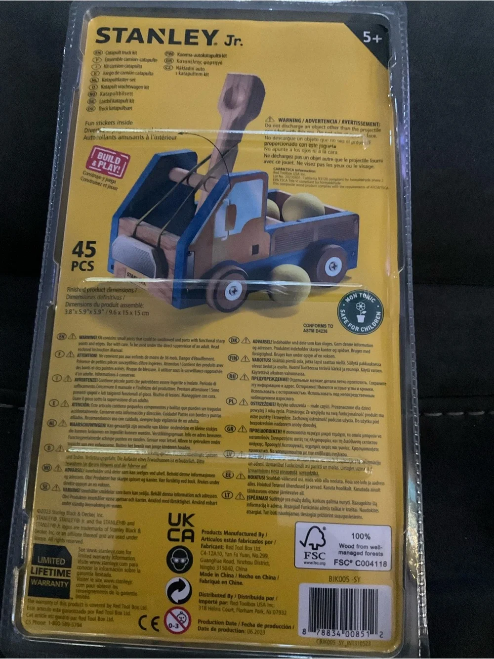 STANLEY Jr. Wooden Catapult Truck Kit - Yellow Accents